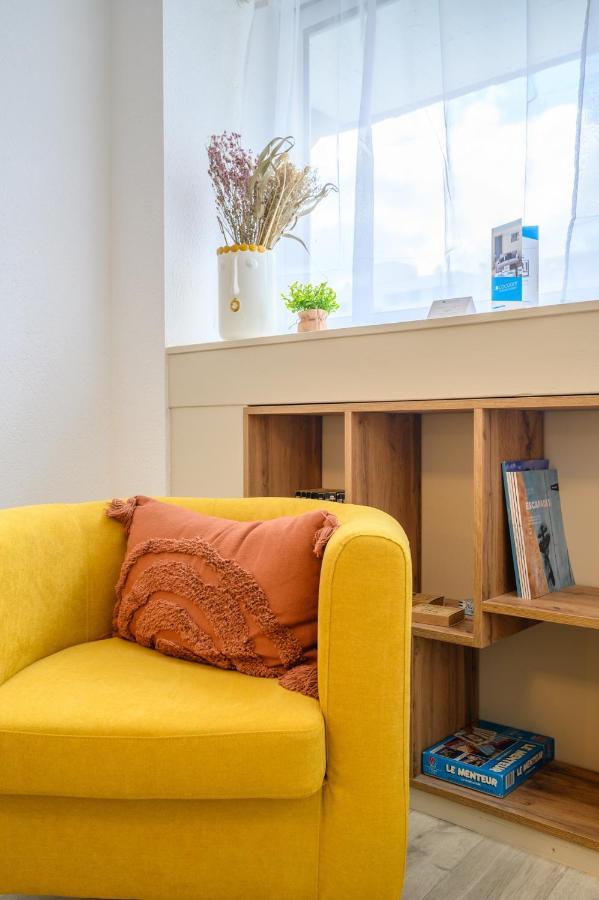 Le Krisco, une maisonnette en cœur de ville avec un parking privé Vannes Esterno foto